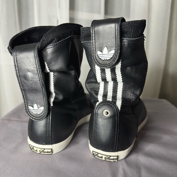 🆕✨RARE FIND .. Adidas Sneaker/Bootie - Picture 8 of 9